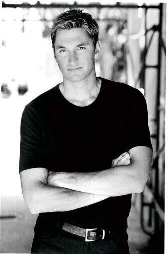 Lorne · Actors